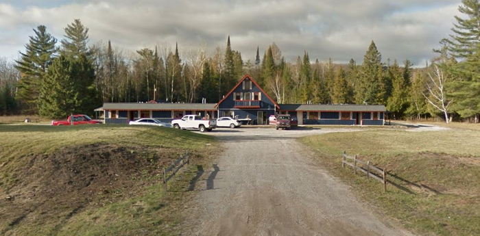 Four Seasons Motor Lodge - 2016 Street View (newer photo)